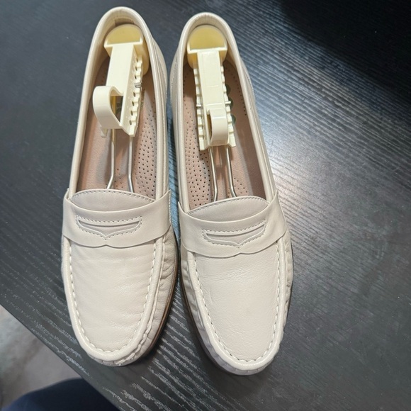 SAS Tripad Comfort Wink Women’s Narrow Leather Penny Loafers - Picture 1 of 9